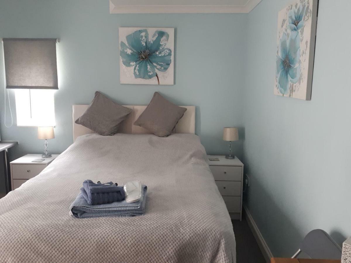 Santi Bhavana Bed & Breakfast Westbury  Εξωτερικό φωτογραφία